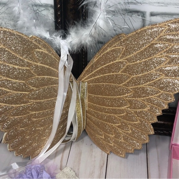 Infant Gold Angel Wings & Floral Headpiece/Sash - Picture 4 of 6